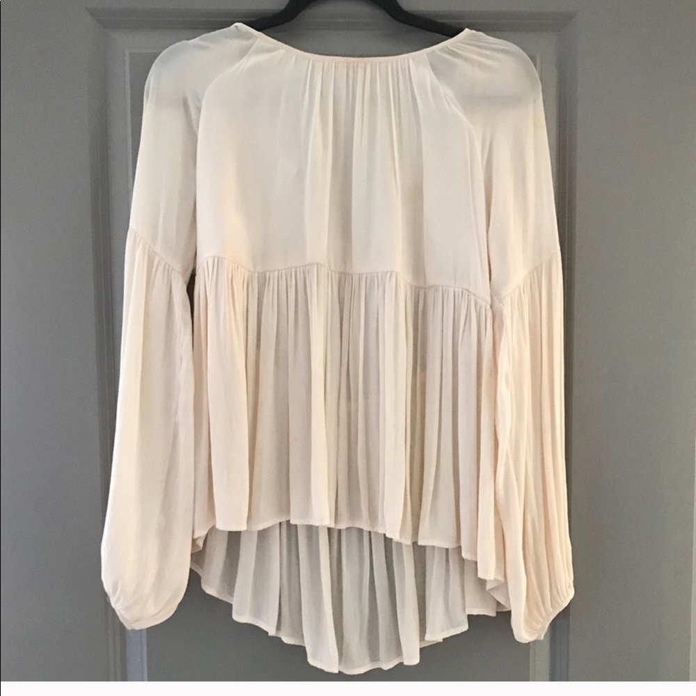 Bell sleeve top